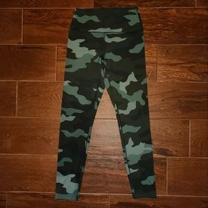 Victoria Secret Ultimate high waist PINK Camo leggings